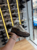 Tênis New Balance 1000